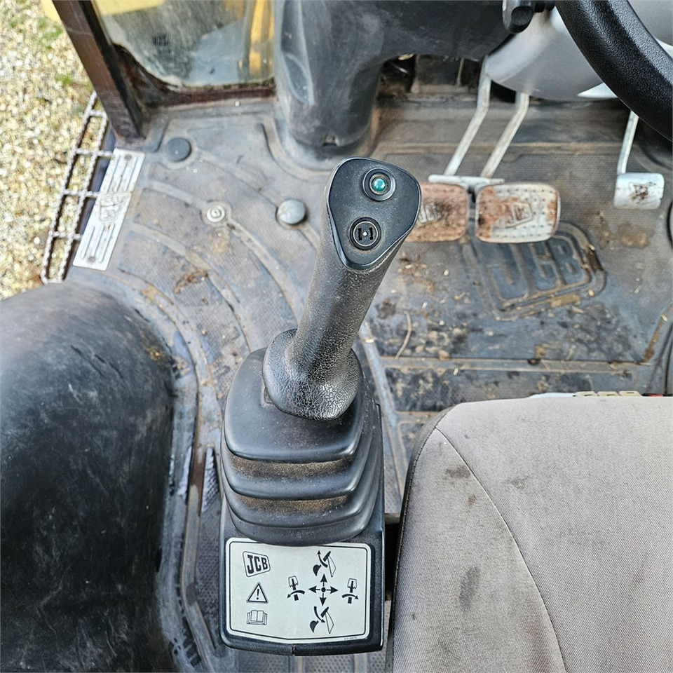 Backhoe loader JCB 4CX: picture 19 Backhoe loader JCB 4CX: picture 19