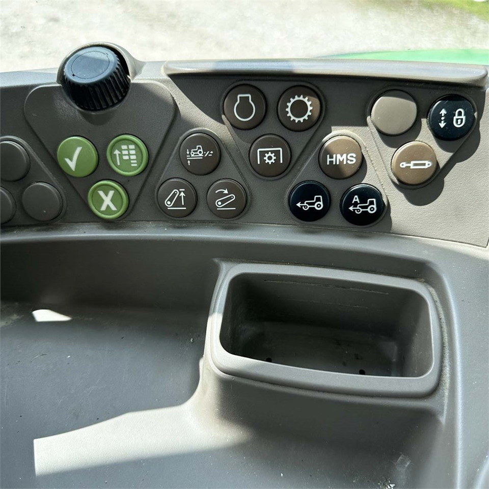 Farm tractor John Deere 7530: picture 14 Farm tractor John Deere 7530: picture 14