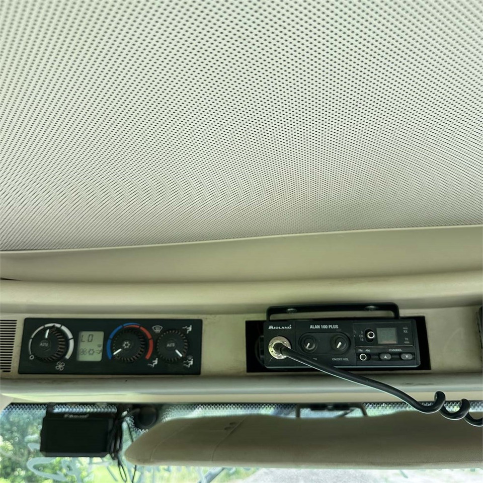 Farm tractor John Deere 7530: picture 20 Farm tractor John Deere 7530: picture 20