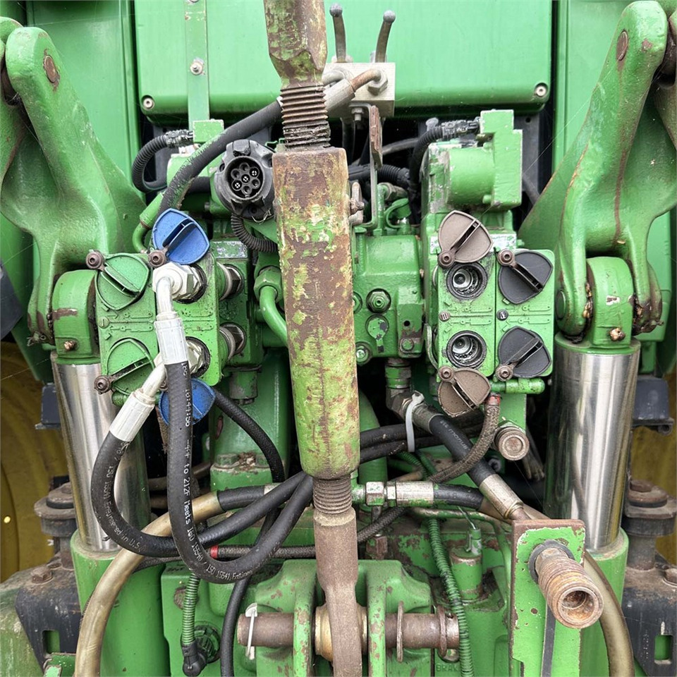Farm tractor John Deere 7530: picture 28 Farm tractor John Deere 7530: picture 28