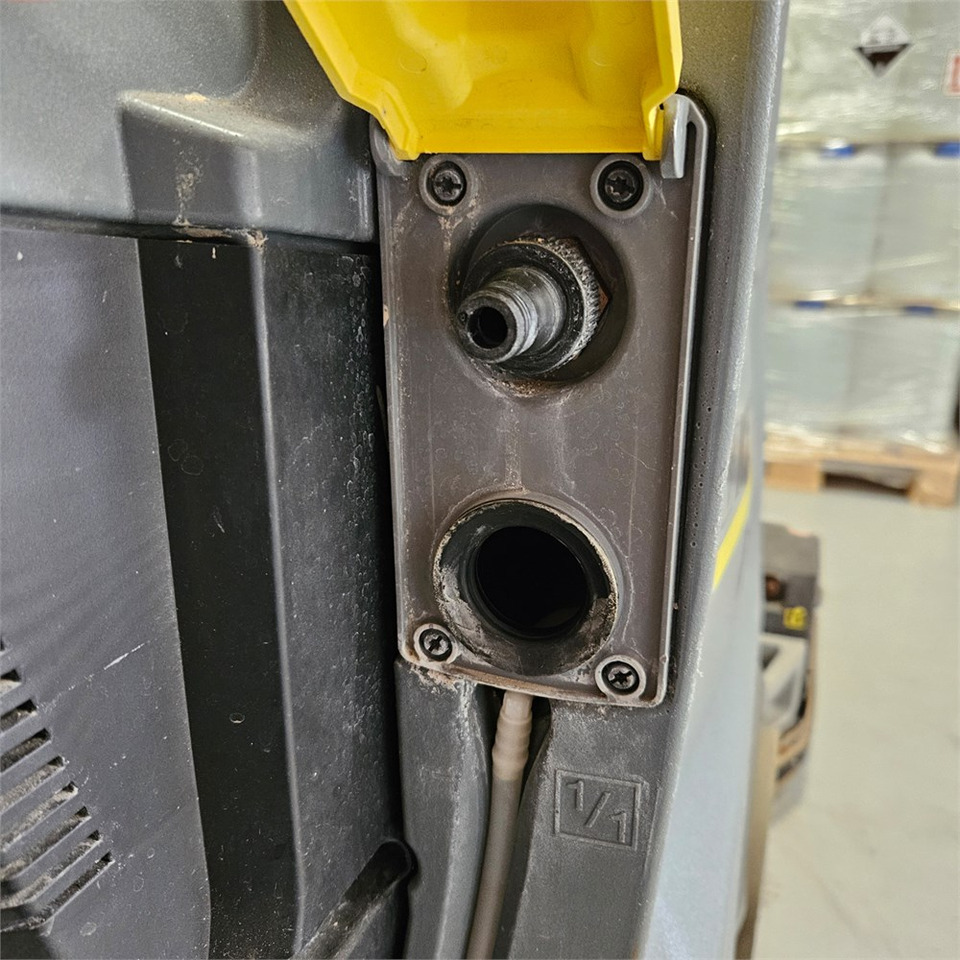 Scrubber dryer Kärcher R55: picture 14