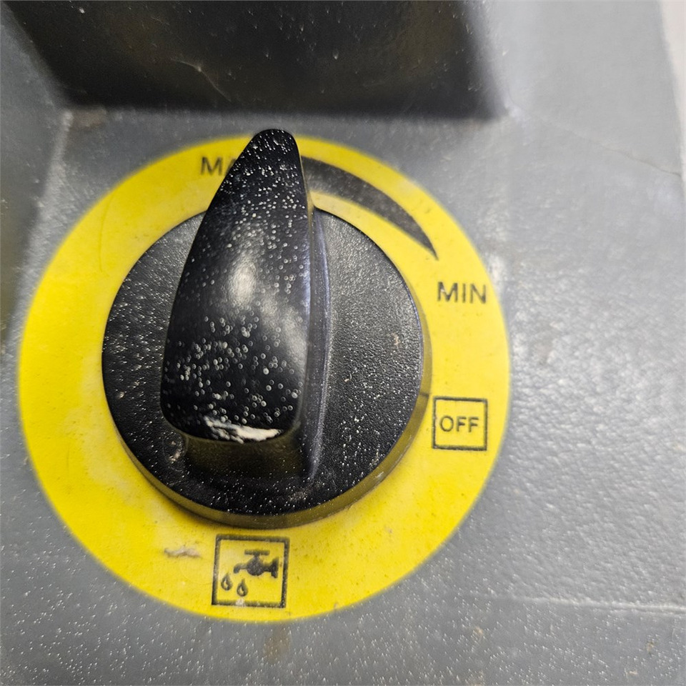 Scrubber dryer Kärcher R55: picture 13