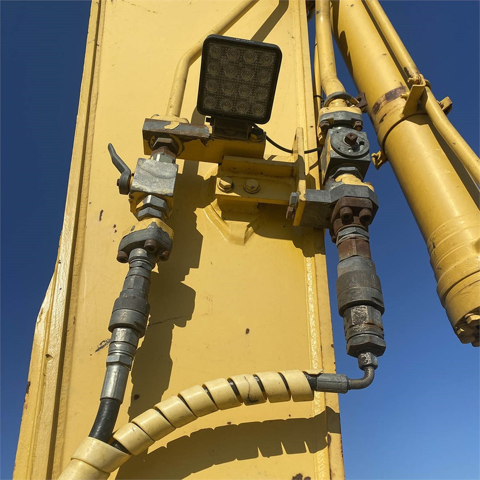 Crawler excavator Komatsu PC210 LC-8K: picture 27 Crawler excavator Komatsu PC210 LC-8K: picture 27