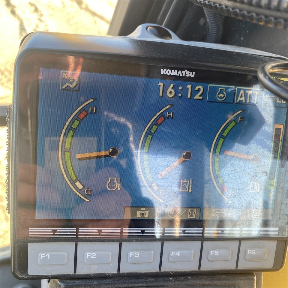 Crawler excavator Komatsu PC210 LC-8K: picture 20 Crawler excavator Komatsu PC210 LC-8K: picture 20