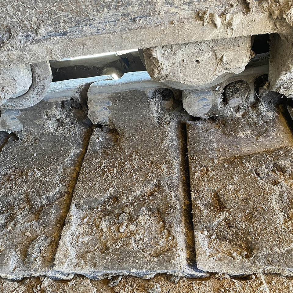 Crawler excavator Komatsu PC210 LC-8K: picture 33 Crawler excavator Komatsu PC210 LC-8K: picture 33