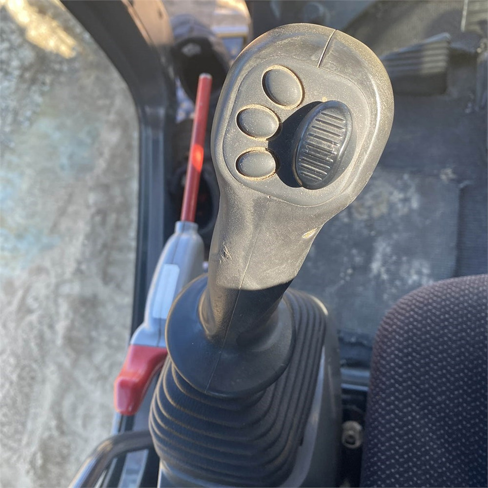 Crawler excavator Komatsu PC210 LC-8K: picture 15 Crawler excavator Komatsu PC210 LC-8K: picture 15