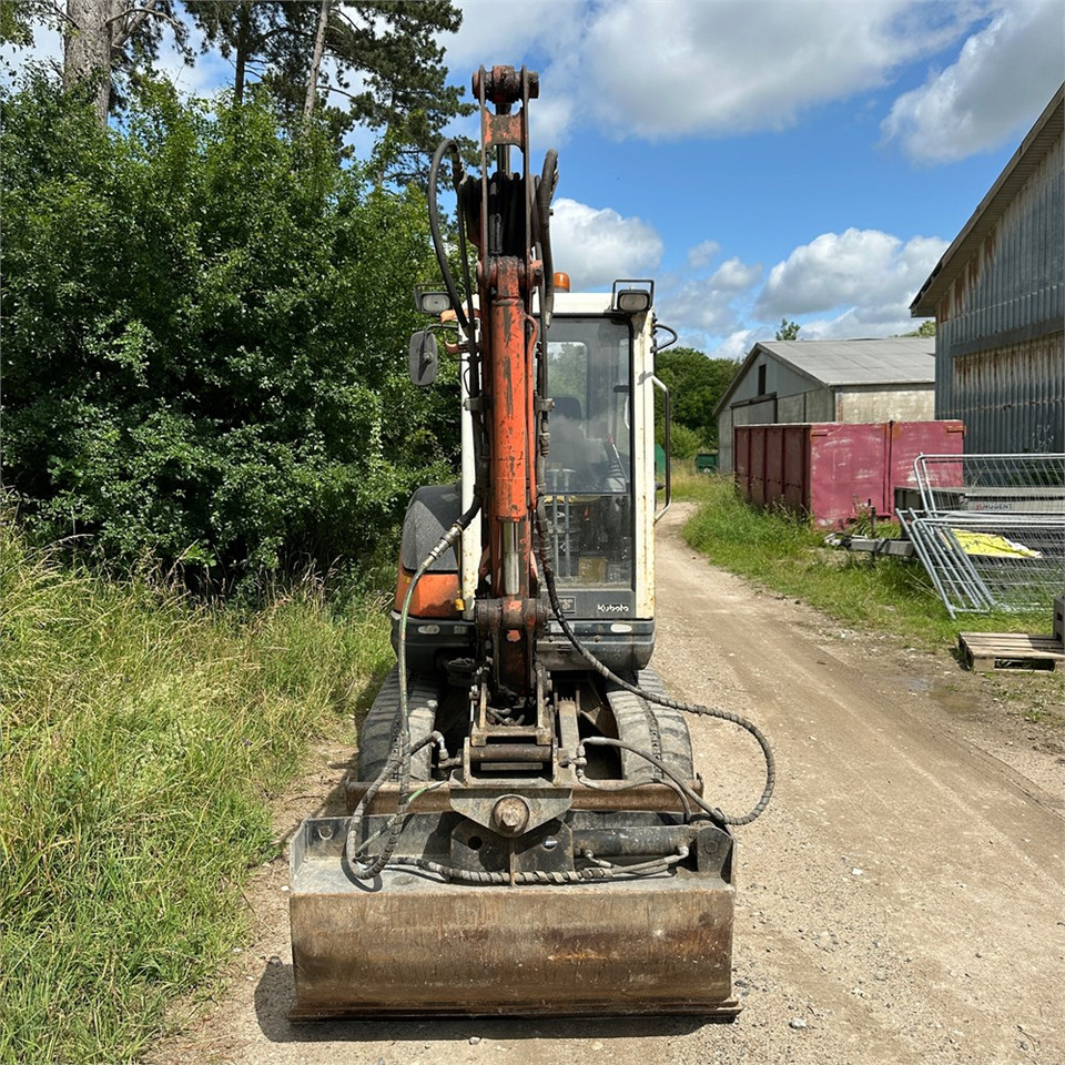 Mini excavator Kubota KX61-3: picture 8