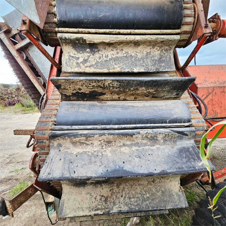 Potato harvester Kverneland UN 2200: picture 11 Potato harvester Kverneland UN 2200: picture 11