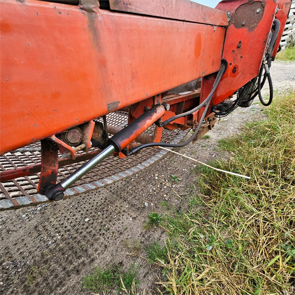Potato harvester Kverneland UN 2200: picture 12 Potato harvester Kverneland UN 2200: picture 12