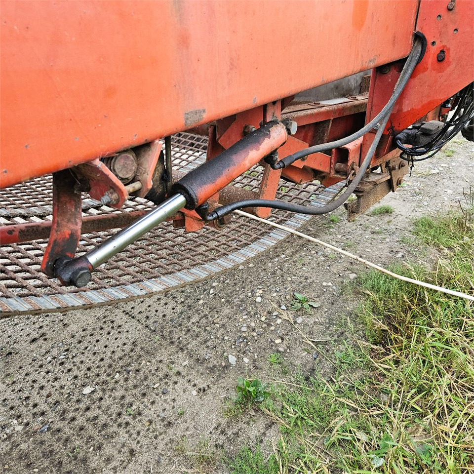 Potato harvester Kverneland UN 2200: picture 13 Potato harvester Kverneland UN 2200: picture 13
