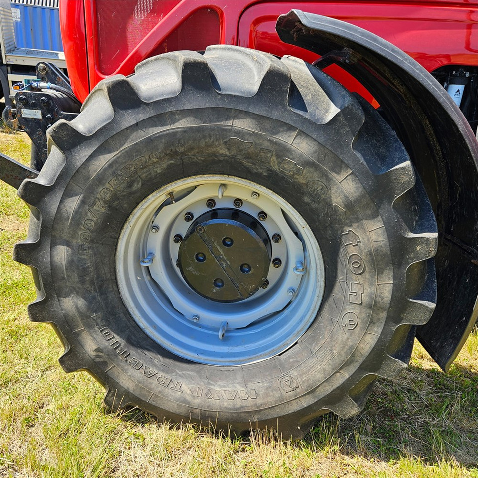 Farm tractor Massey Ferguson MF 8470 Dyna VT: picture 43