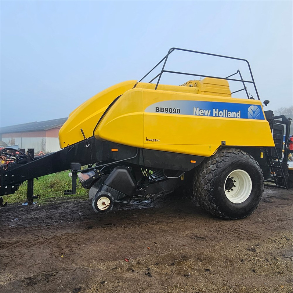 New Holland BB9090 - Tedding equipment: picture 1 New Holland BB9090 - Tedding equipment: picture 1