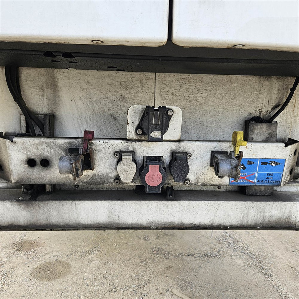 Refrigerator semi-trailer Schmitz Køle Trailer: picture 19