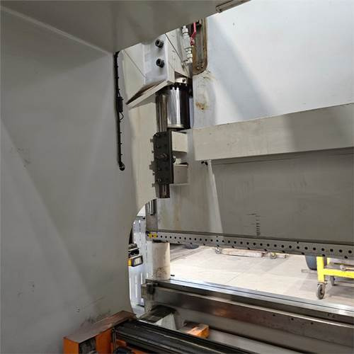 Press brake ..Select Make Speed-Bend Pro 4100X400: picture 45