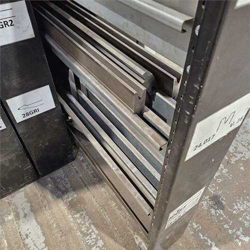 Press brake ..Select Make Speed-Bend Pro 4100X400: picture 36