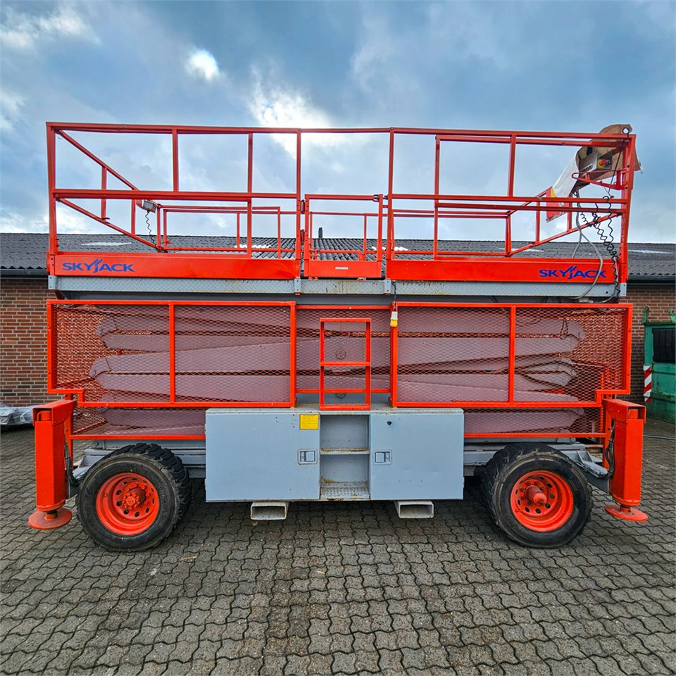 Skyjack SJ9250 - Scissor lift: picture 4 Skyjack SJ9250 - Scissor lift: picture 4