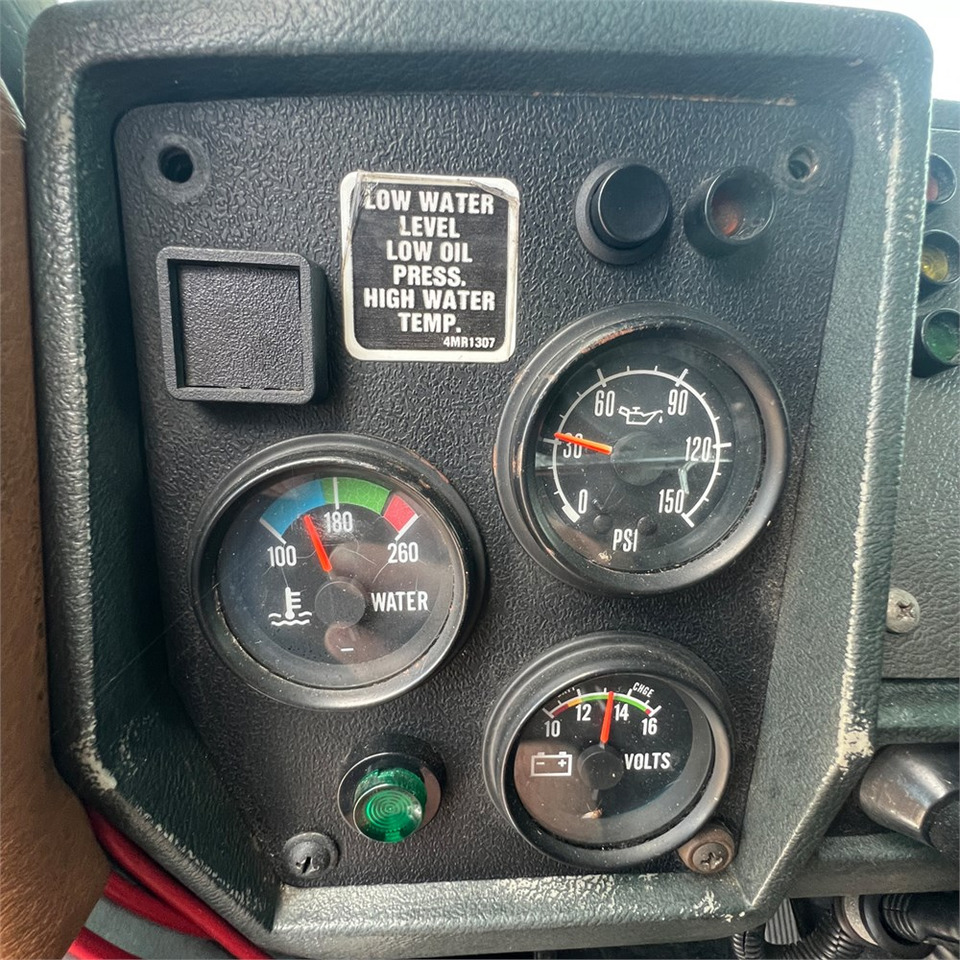 Mack Superliner leasing Mack Superliner: picture 29