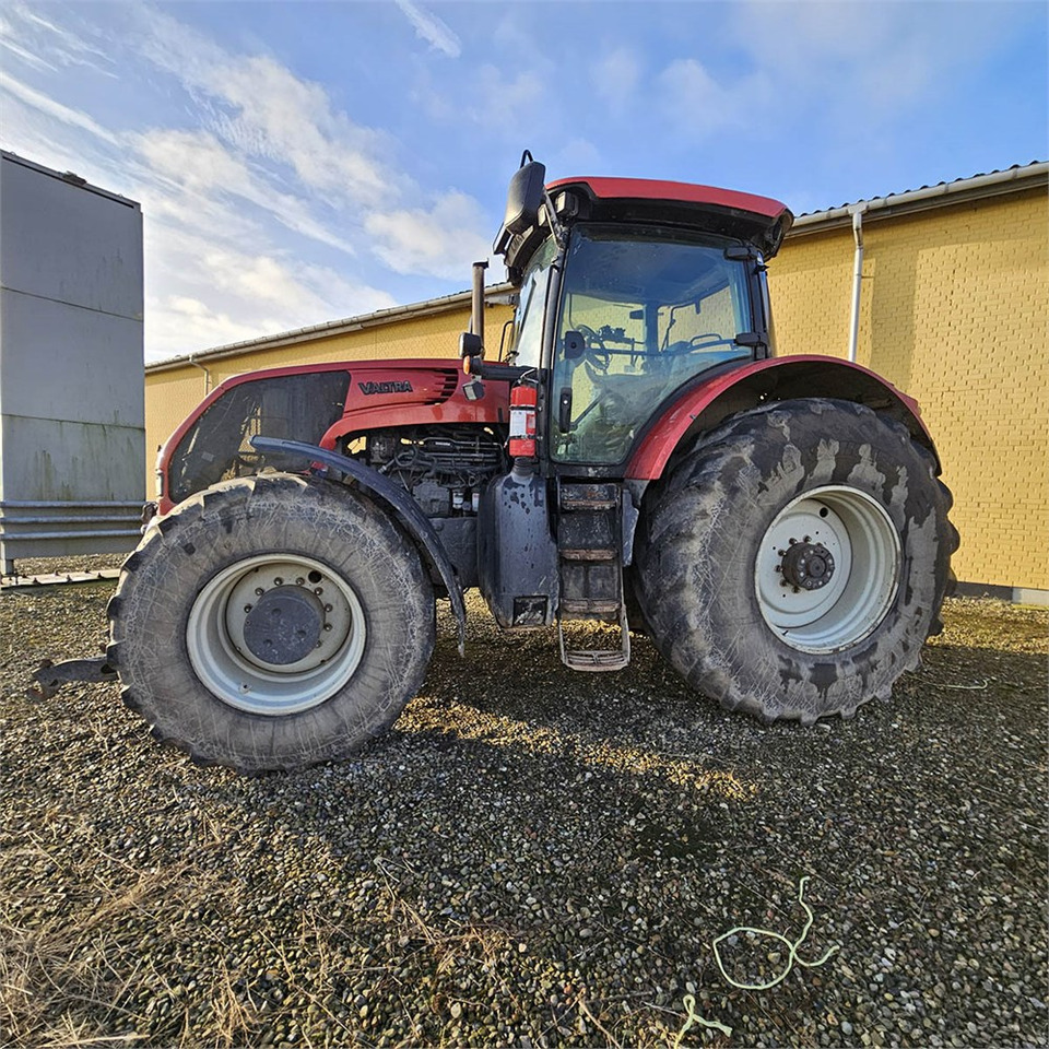 Valtra S322 - Farm tractor: picture 5 Valtra S322 - Farm tractor: picture 5
