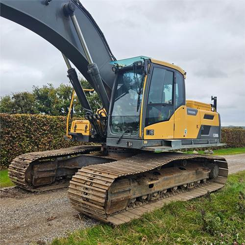 Volvo EC300 DL - Crawler excavator: picture 2 Volvo EC300 DL - Crawler excavator: picture 2