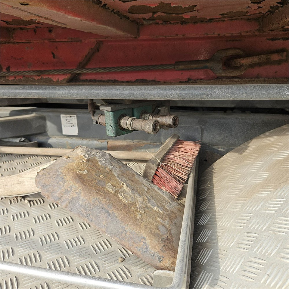 Cable system truck Volvo FH 540: picture 33