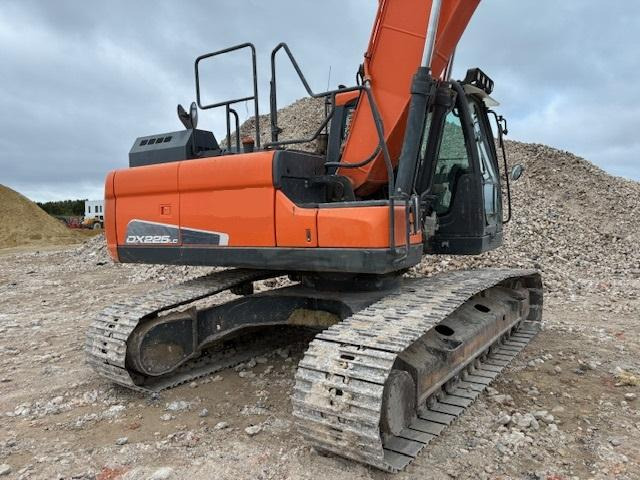 Doosan DX 225 LC-5 - Crawler excavator: picture 5 Doosan DX 225 LC-5 - Crawler excavator: picture 5