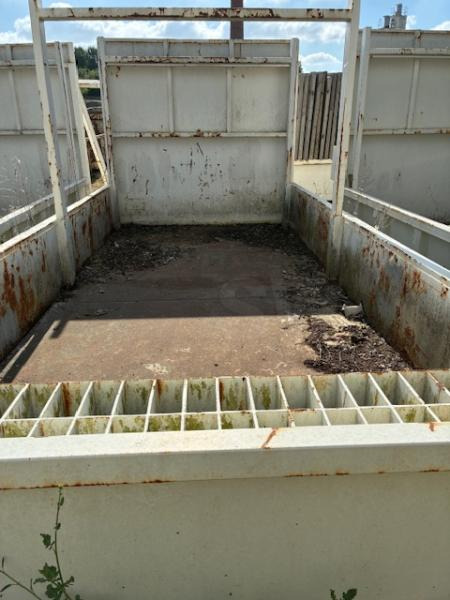 Roll-off container LEROUGE LOT 5 BENNES AMPLIROLL: picture 6 Roll-off container LEROUGE LOT 5 BENNES AMPLIROLL: picture 6