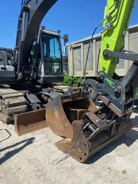 ZOOMLION ZE 135 - Crawler excavator: picture 1 ZOOMLION ZE 135 - Crawler excavator: picture 1