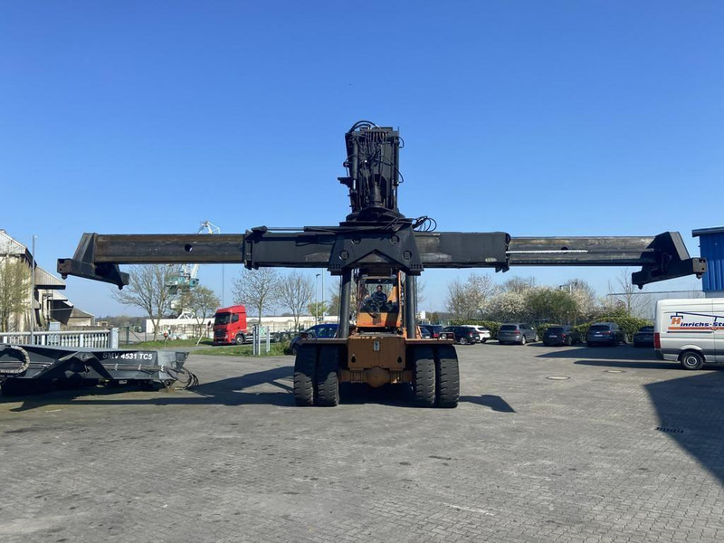 Kalmar DC4160RS4 - Reach stacker: picture 3 Kalmar DC4160RS4 - Reach stacker: picture 3