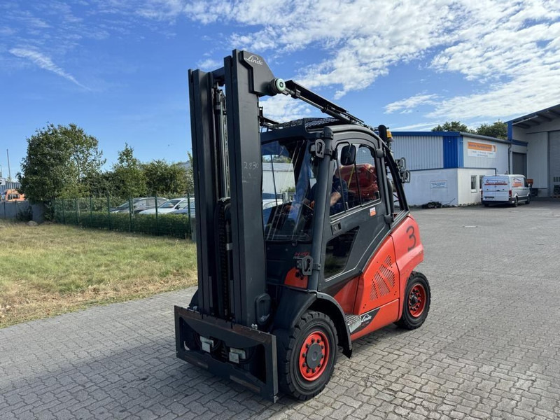 Linde H40T - LPG forklift: picture 4 Linde H40T - LPG forklift: picture 4