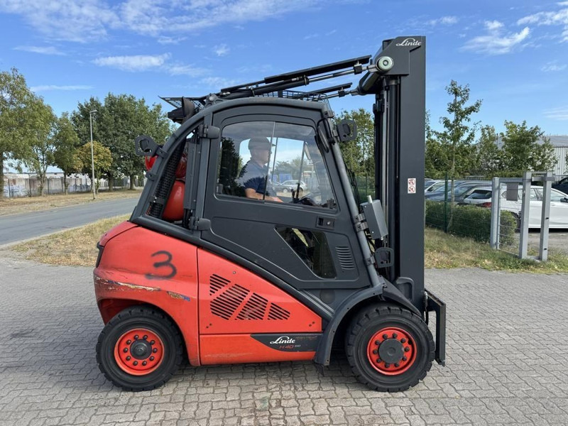 Linde H40T - LPG forklift: picture 3 Linde H40T - LPG forklift: picture 3