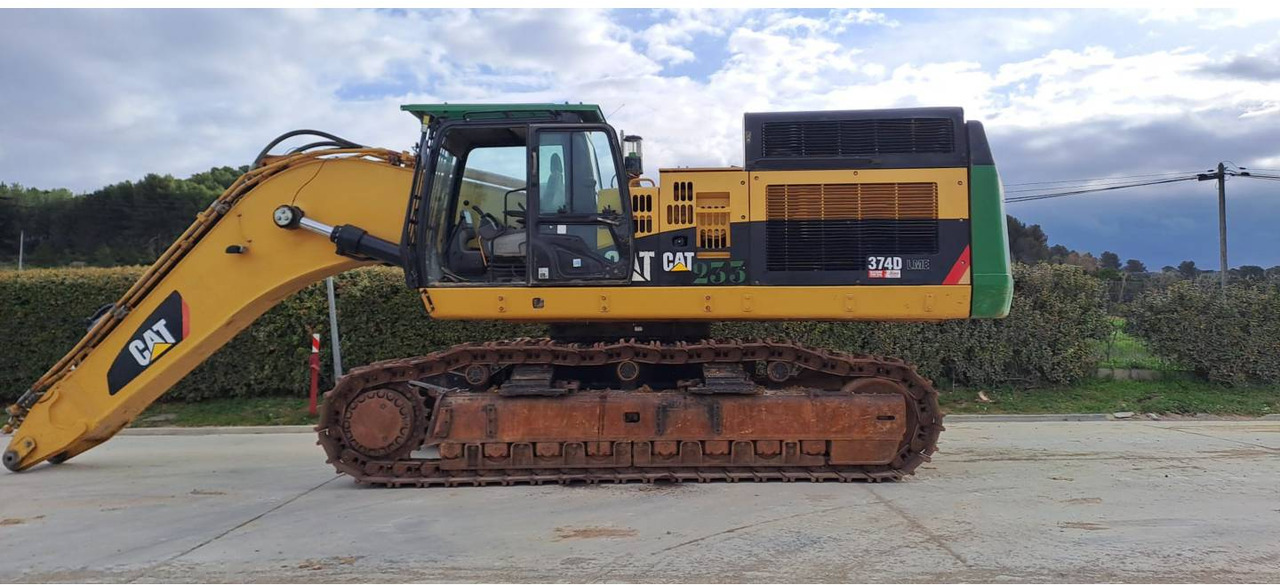 CAT 374D - Crawler excavator: picture 1 CAT 374D - Crawler excavator: picture 1