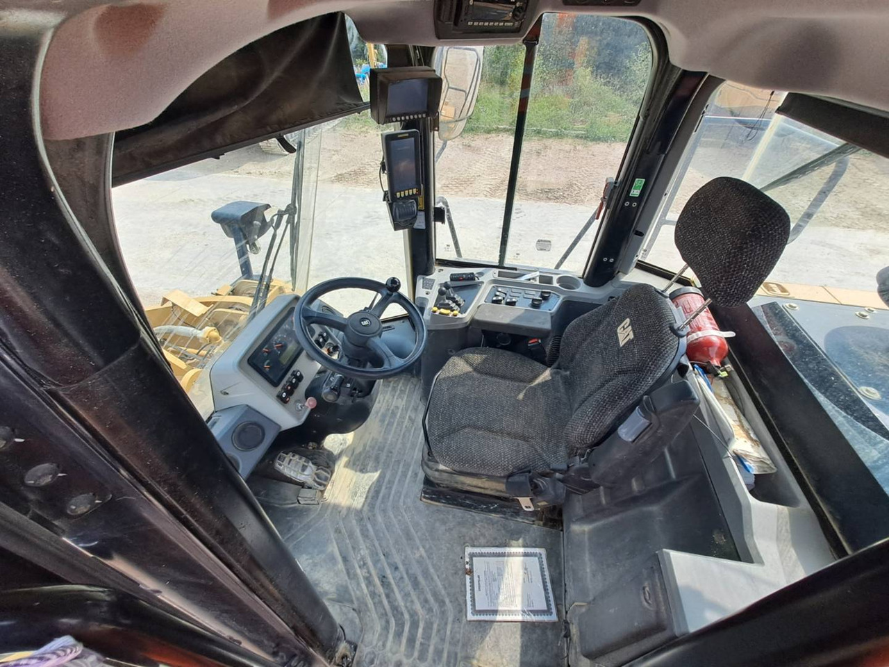 Wheel loader CAT 950GC: picture 7