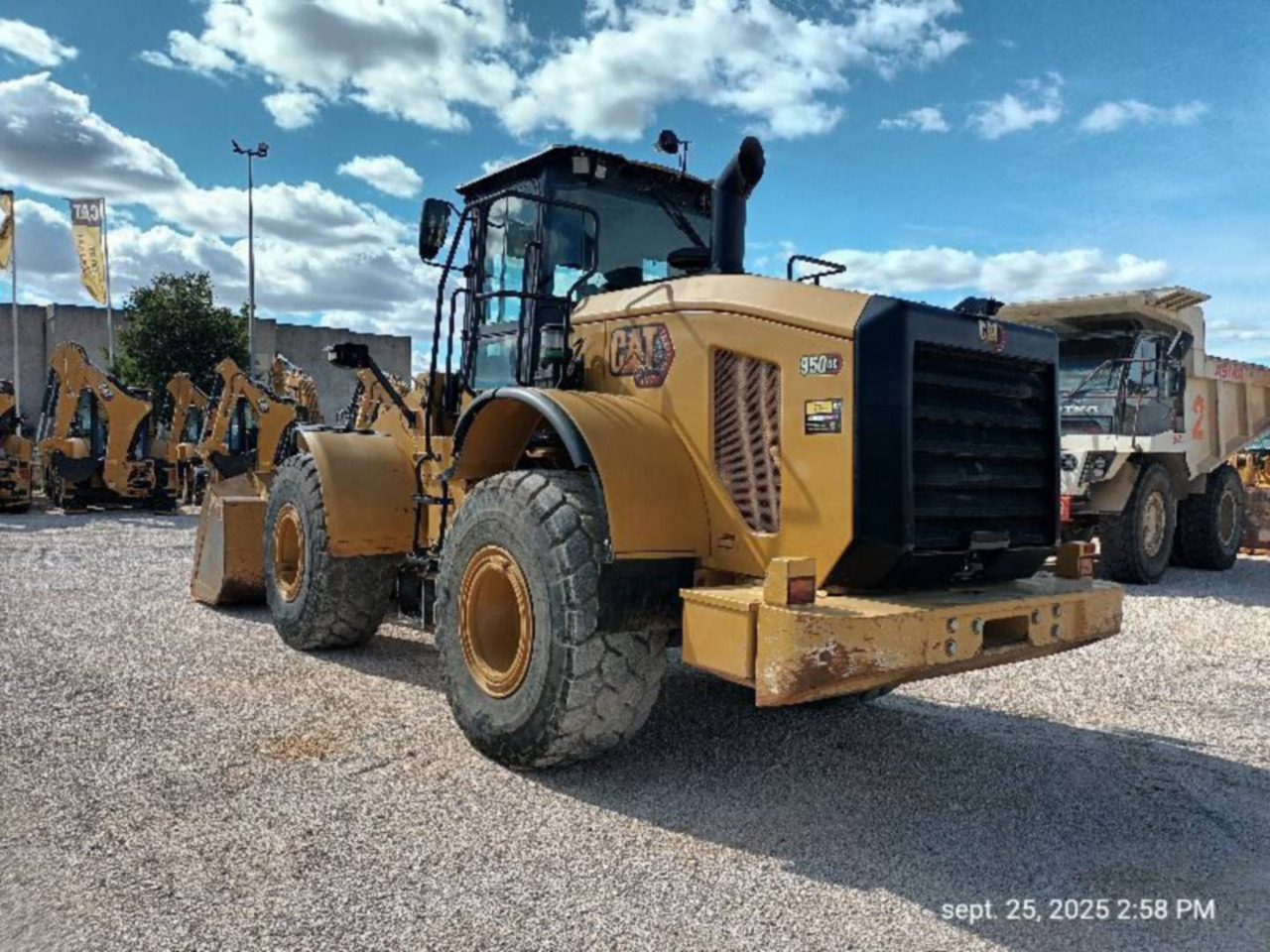CAT 950GC - Wheel loader: picture 2 CAT 950GC - Wheel loader: picture 2