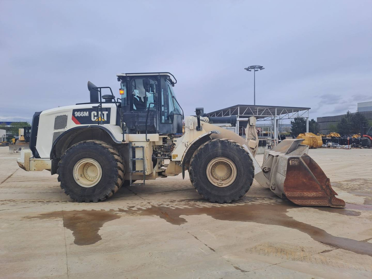 CAT 966M - Wheel loader: picture 5 CAT 966M - Wheel loader: picture 5