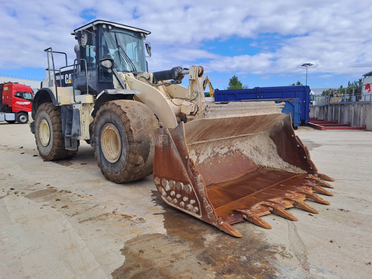 CAT 966M - Wheel loader: picture 3 CAT 966M - Wheel loader: picture 3