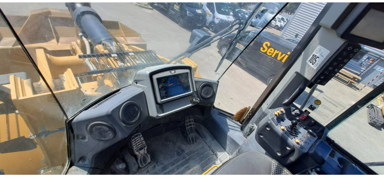Wheel loader CAT 966M XE: picture 14