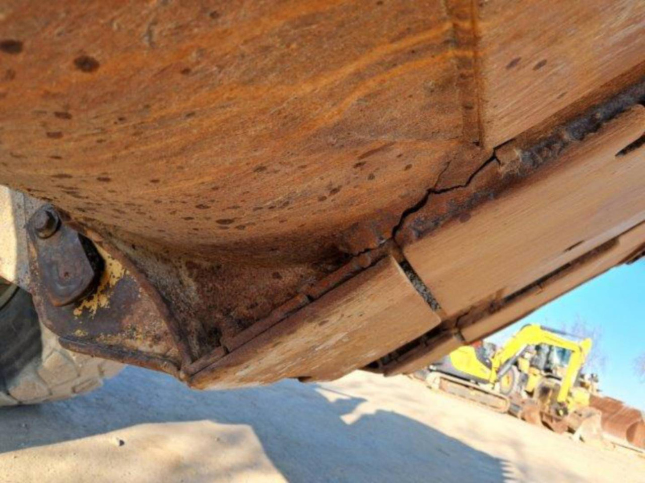 Wheel loader CAT 972K: picture 9