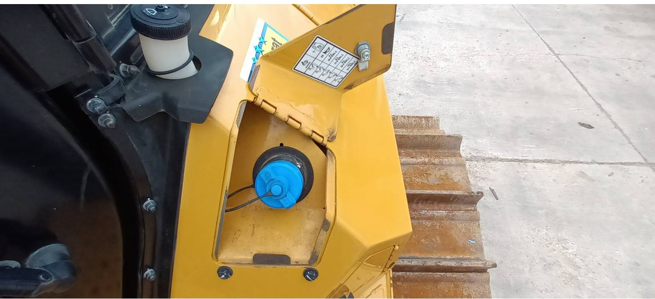 Bulldozer CAT D5: picture 25