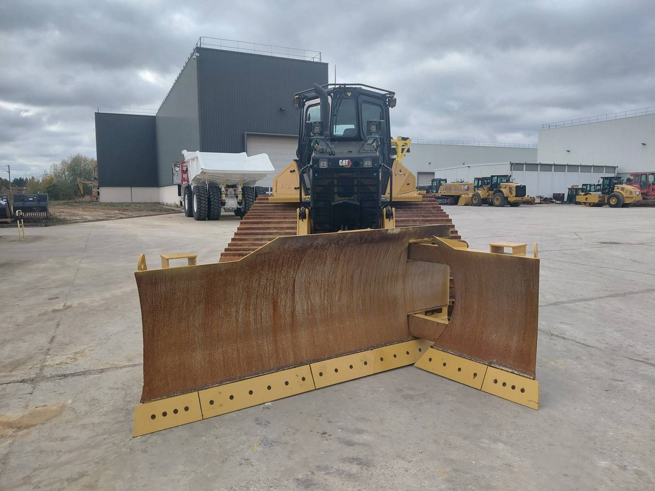 CAT D5 - Bulldozer: picture 3 CAT D5 - Bulldozer: picture 3