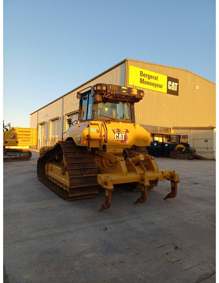 CAT D5 - Bulldozer: picture 4 CAT D5 - Bulldozer: picture 4