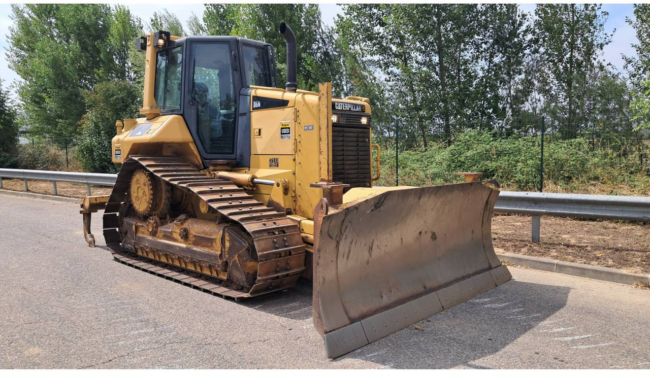 CAT D6NXL - Bulldozer: picture 2 CAT D6NXL - Bulldozer: picture 2
