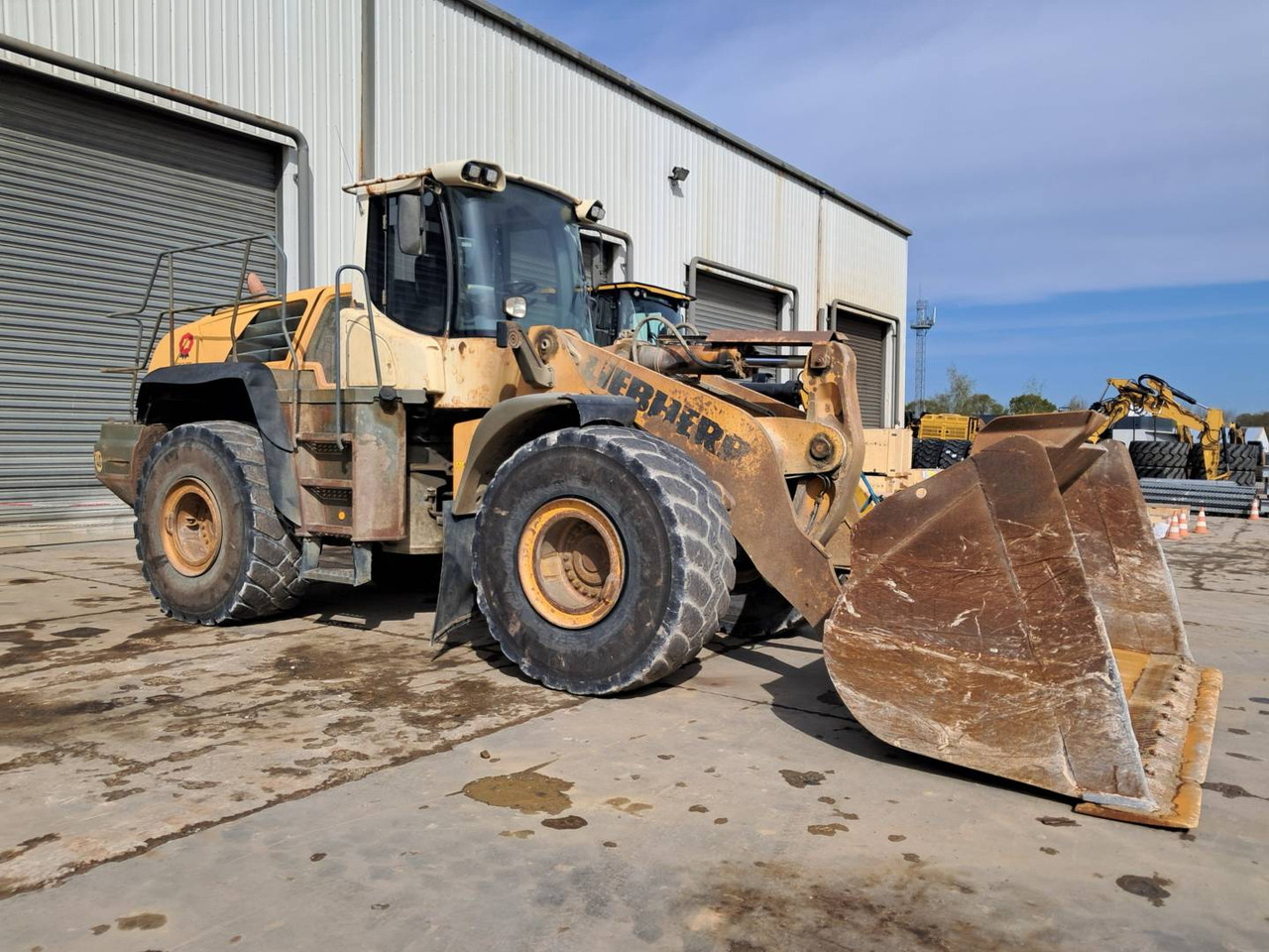 LIEBHERR L580 - Wheel loader: picture 3 LIEBHERR L580 - Wheel loader: picture 3