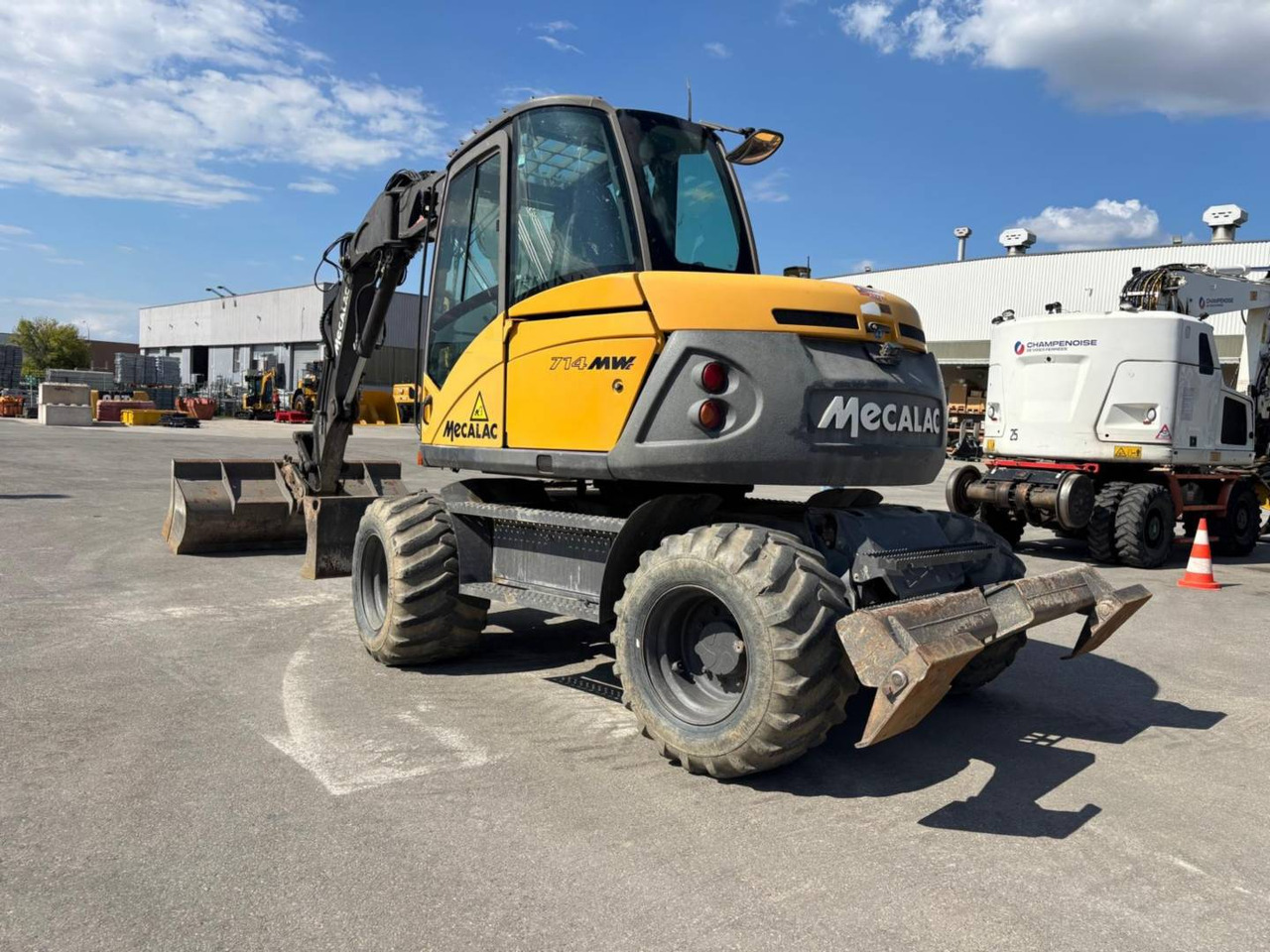 MECALAC 714MW - Wheel excavator: picture 4 MECALAC 714MW - Wheel excavator: picture 4