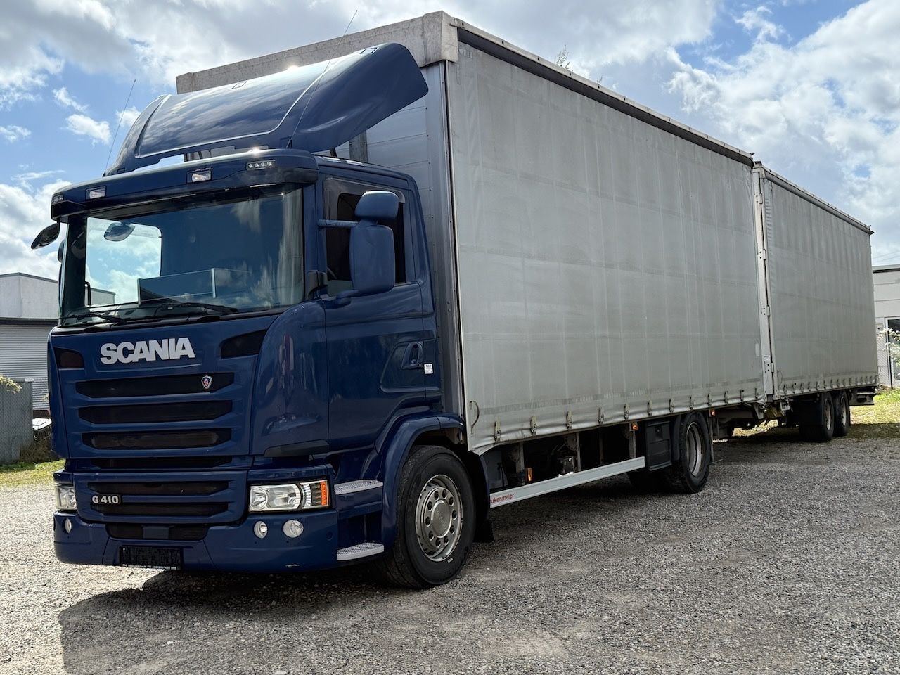 Scania G410 /4x2/ Jumbozug mit durchladbarem Anh. - Curtain side truck: picture 3 Scania G410 /4x2/ Jumbozug mit durchladbarem Anh. - Curtain side truck: picture 3