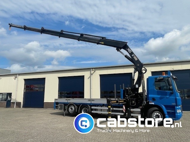 DAF CF 85.360 FAN 6x2 Euro 5 - Open laadbak + HIAB XS 377 EP-5 Hipro laadkraan - Remote control - Bouwjaar 2006 - Zeer goede conditie - Crane truck: picture 3 DAF CF 85.360 FAN 6x2 Euro 5 - Open laadbak + HIAB XS 377 EP-5 Hipro laadkraan - Remote control - Bouwjaar 2006 - Zeer goede conditie - Crane truck: picture 3