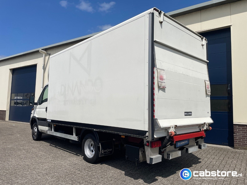 Iveco 40C 40C12 EURO 3 4x2 Bakwagen Euro 3 - Bouwjaar 2003 - APK tot 10-05-2026 -Handgeschakelde versnellingsbak - Closed box van: picture 5 Iveco 40C 40C12 EURO 3 4x2 Bakwagen Euro 3 - Bouwjaar 2003 - APK tot 10-05-2026 -Handgeschakelde versnellingsbak - Closed box van: picture 5