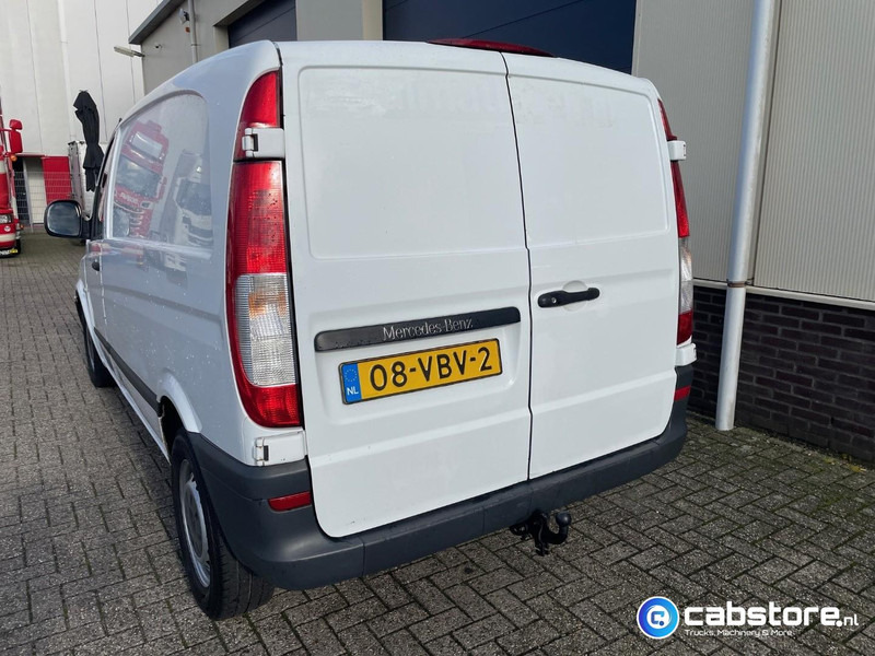 Mercedes-Benz Vito 109 CDI Panal Van - Gesloten bestelwagen -  Bouwjaar 2006 - Trekhaak - Small van: picture 5 Mercedes-Benz Vito 109 CDI Panal Van - Gesloten bestelwagen -  Bouwjaar 2006 - Trekhaak - Small van: picture 5