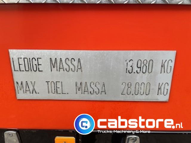 Tanker truck Scania R 420 LB 6X2*4 HNA - Tankwagen - ADR - Bouwjaar 2006 - 16.200 Liter - Weegsysteem - km 832.400 - Olietanks: picture 15 Tanker truck Scania R 420 LB 6X2*4 HNA - Tankwagen - ADR - Bouwjaar 2006 - 16.200 Liter - Weegsysteem - km 832.400 - Olietanks: picture 15