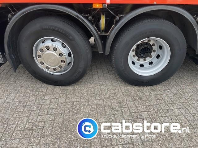 Tanker truck Scania R 420 LB 6X2*4 HNA - Tankwagen - ADR - Bouwjaar 2006 - 16.200 Liter - Weegsysteem - km 832.400 - Olietanks: picture 18 Tanker truck Scania R 420 LB 6X2*4 HNA - Tankwagen - ADR - Bouwjaar 2006 - 16.200 Liter - Weegsysteem - km 832.400 - Olietanks: picture 18