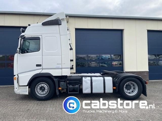 Volvo FH 400 4X2 Euro 5 - VEB+ Brake - Globetrotter - I-Shift - 2 tanks - Bouwjaar 2007 - Km 1.097.798 - Tractor truck: picture 5 Volvo FH 400 4X2 Euro 5 - VEB+ Brake - Globetrotter - I-Shift - 2 tanks - Bouwjaar 2007 - Km 1.097.798 - Tractor truck: picture 5